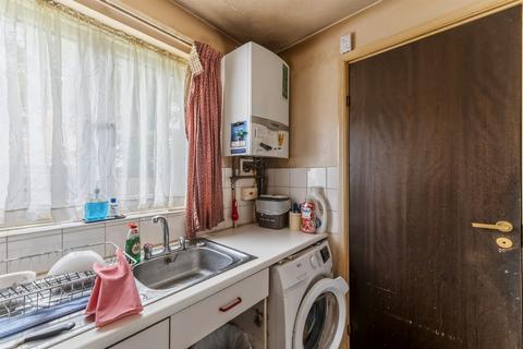 undefined, Connaught Gardens, Morden