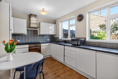 3 bedroom terraced house for sale, Finchale Road, London, SE2