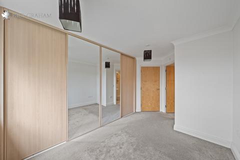 undefined, Woodcote Road, Wallington