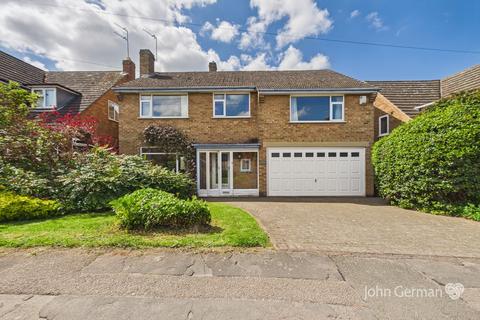 4 bedroom detached house for sale, Valley Road, Loughborough