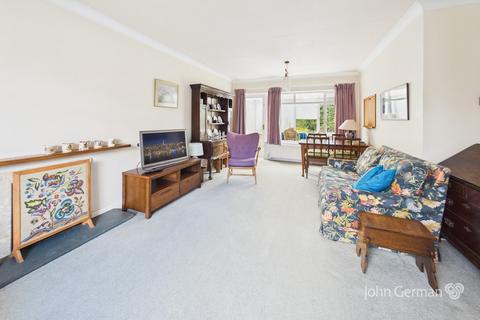 4 bedroom detached house for sale, Valley Road, Loughborough