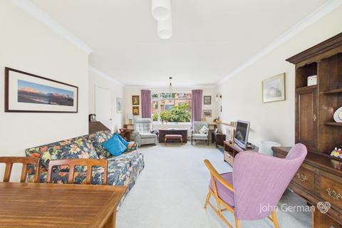 4 bedroom detached house for sale, Valley Road, Loughborough