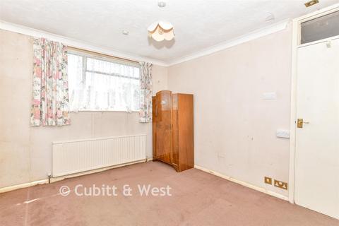3 bedroom semi-detached house for sale, Sunwood Road, Havant PO9