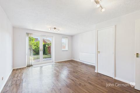 2 bedroom end of terrace house for sale, Caraway Drive, Branston