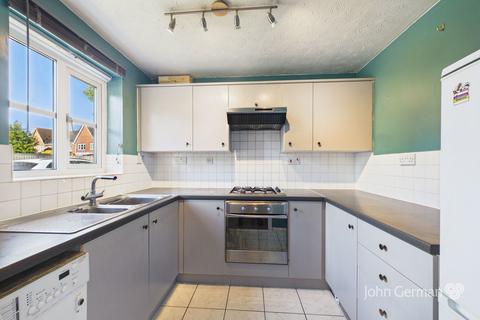 2 bedroom end of terrace house for sale, Caraway Drive, Branston