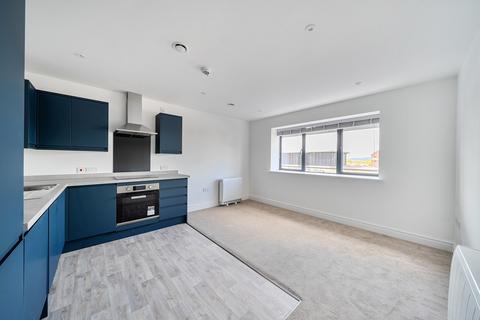 2 bedroom flat to rent, Flat 21 Discovery House, 154 Southgate Street