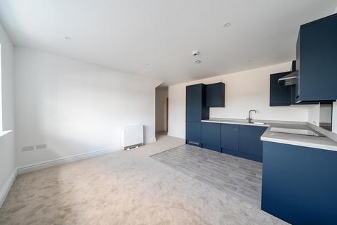 2 bedroom flat to rent, Flat 21 Discovery House, 154 Southgate Street