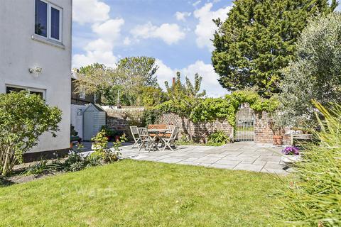 3 bedroom detached house for sale, Elms Avenue, Ramsgate CT11