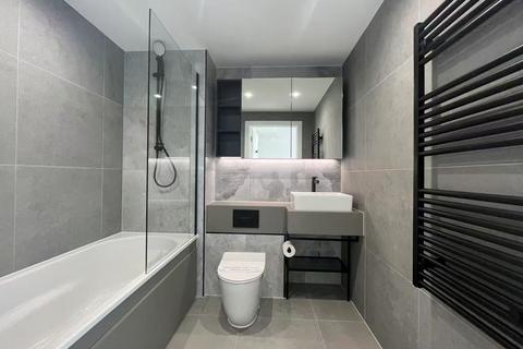 1 bedroom apartment to rent, Scarlet Court, London N4