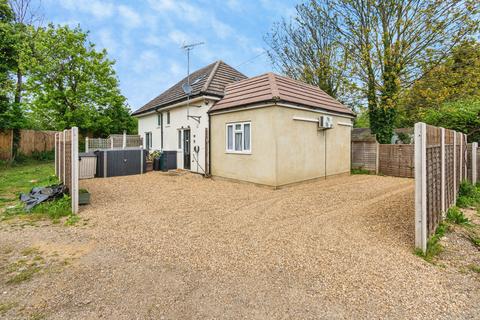 Clevedon Gardens, Hayes, UB3