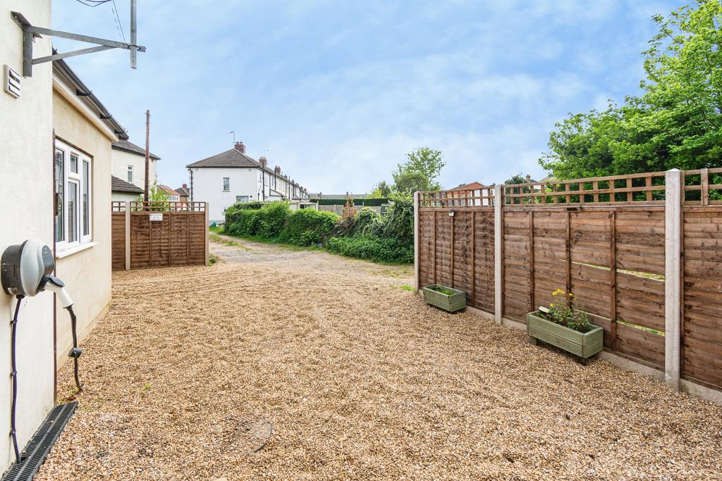 Driveway view, driveway