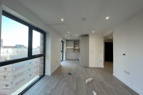 1 bedroom apartment to rent, Scarlet Court, London N4