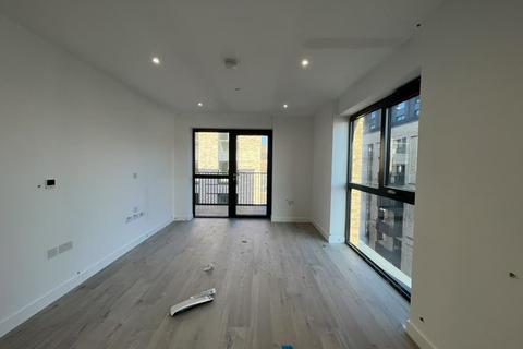 1 bedroom apartment to rent, Scarlet Court, London N4