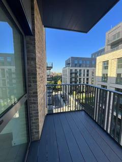 1 bedroom apartment to rent, Scarlet Court, London N4