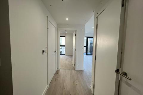 1 bedroom apartment to rent, Scarlet Court, London N4