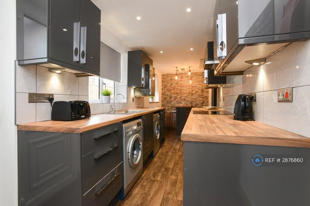 House in Nottingham, Beeston - View 5