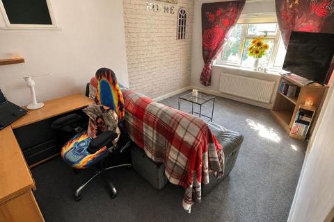 undefined, Warren Farm Road, Kingstanding, Birmingham, B44 0PT
