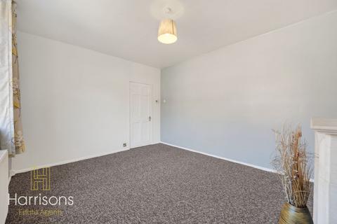 3 bedroom semi-detached house to rent, Eskdale Grove, Farnworth, Bolton *Available Now*