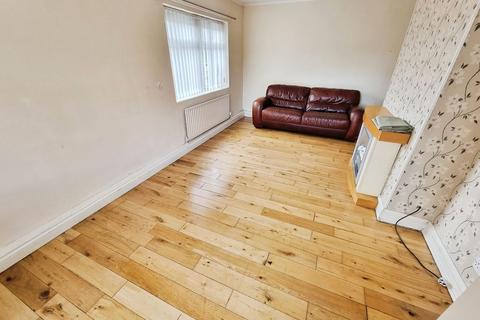2 bedroom end of terrace house for sale, Buxton Green, Newcastle Upon Tyne NE5