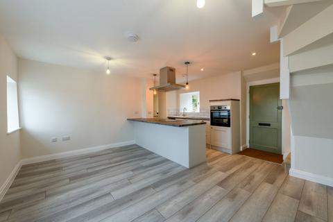2 bedroom maisonette for sale, Tory Place, Bradford on Avon BA15