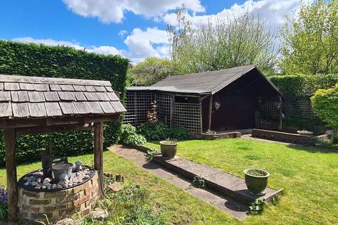 4 bedroom semi-detached house for sale, Little Bookham Street, Little Bookham KT23
