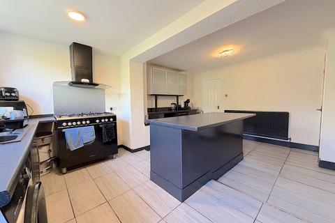 undefined, Elmwood Close, Cannock WS11