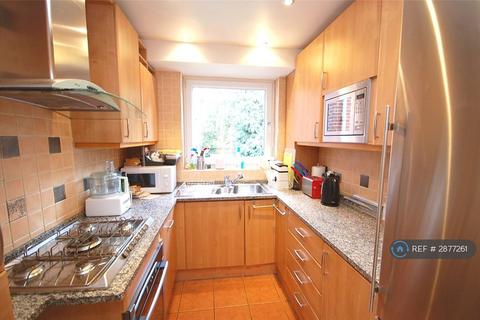4 bedroom end of terrace house to rent, Cyprus Road, London, N3