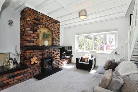 2 bedroom semi-detached house for sale, Chester Road, Northwich, CW8