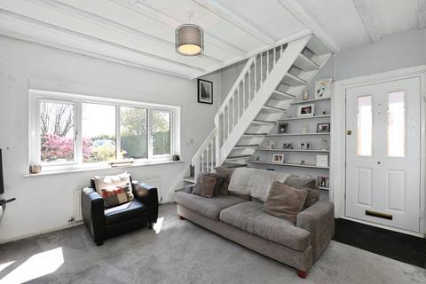 2 bedroom semi-detached house for sale, Chester Road, Northwich, CW8