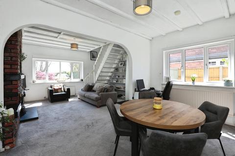 2 bedroom semi-detached house for sale, Chester Road, Northwich, CW8