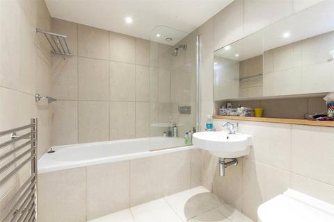 1 bedroom apartment for sale, Eustace Building, 372 Queenstown Road, London, SW11