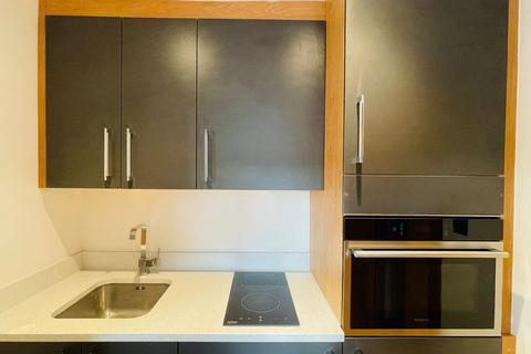 Studio to rent, Croydon CR0