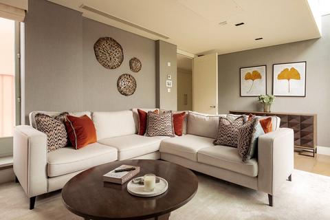2 bedroom apartment to rent, Green Street, Mayfair W1K