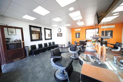 Retail property (high street) to rent, 81 Ordnance Rd Enfield EN3 6AG