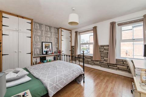 4 bedroom terraced house for sale, Victoria Street, Exeter
