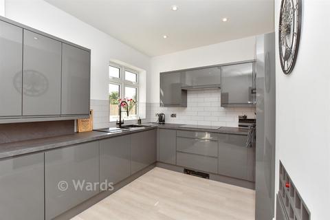 5 bedroom detached house for sale, Church Road, Sheerness ME12