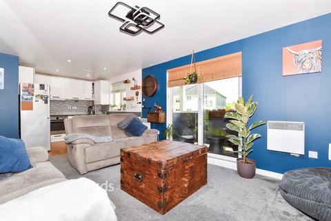 2 bedroom apartment for sale, Alisander Close, Holborough Lakes, Snodland, Kent