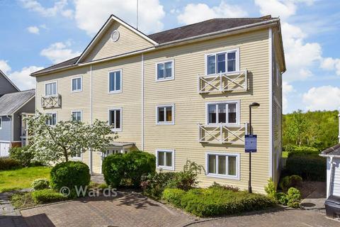 2 bedroom apartment for sale, Alisander Close, Snodland ME6