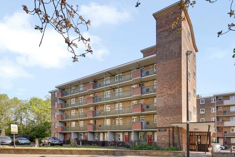 3 bedroom apartment for sale, Goodrich House, Sewardstone Road,, London, E2