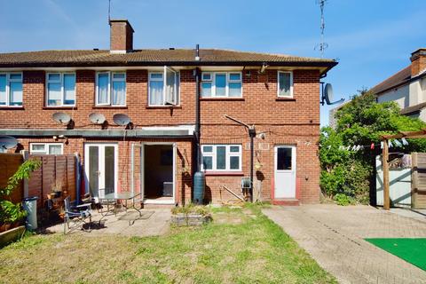 2 bedroom maisonette for sale, Eastern Avenue West, ROMFORD, Essex, RM6