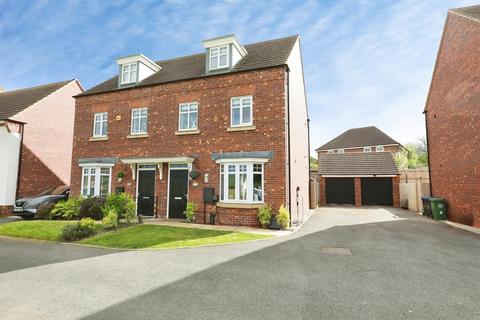 3 bedroom townhouse for sale, Ash Mews, Bishops Itchington, Southam
