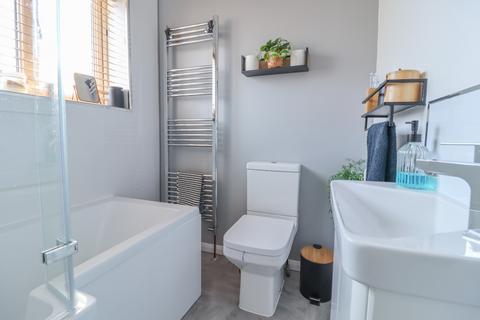 2 bedroom maisonette for sale, Rosebery Road, Cromer