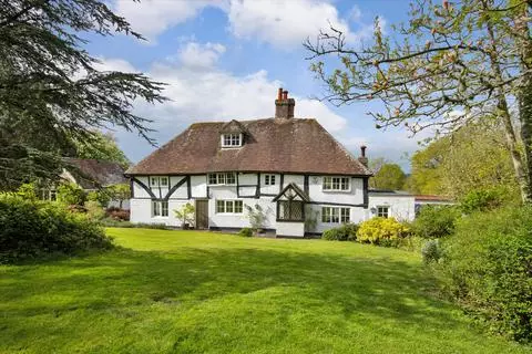 4 bedroom farm house for sale, Wealden