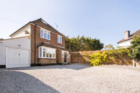 Cobham Road, Fetcham, KT22