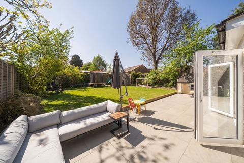 4 bedroom detached house for sale, Cobham Road, Fetcham, KT22
