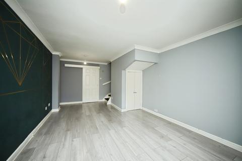 2 bedroom terraced house for sale, St. Margarets Court, Taunton