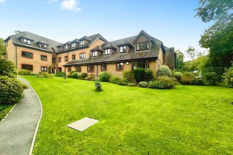 1 bedroom retirement property for sale, Langdown Lawn, Hythe, Southampton, Hampshire, SO45 5BT