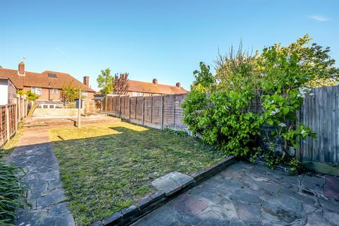 2 bedroom terraced house for sale, Camlan Road, Bromley