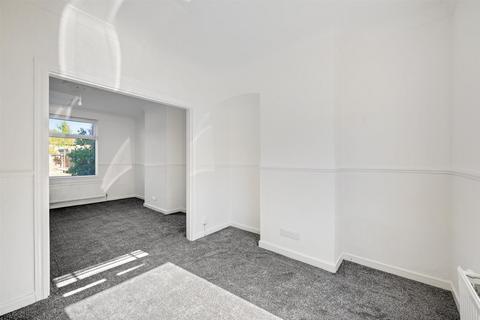 2 bedroom terraced house for sale, Camlan Road, Bromley