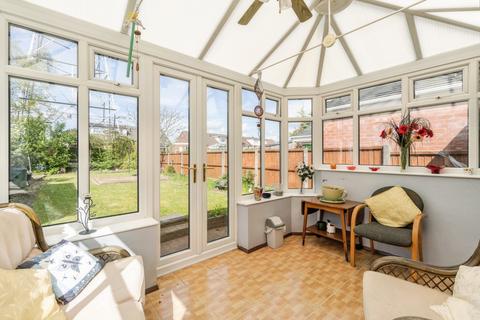 2 bedroom bungalow for sale, Cranborne Avenue, Warrington, Cheshire, WA4
